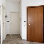 051 Living * בולוניה