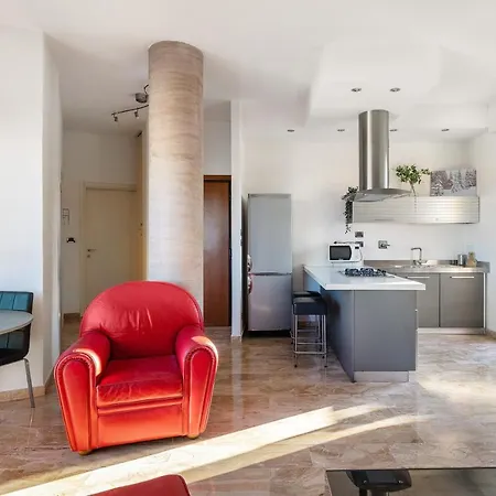 051 Living * Bologna