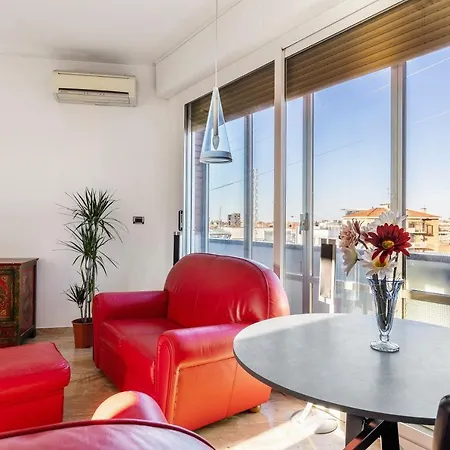 051 Living Apartment *