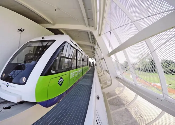 051 Living * Bologna