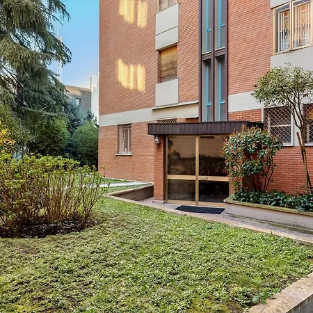 051 Living Apartment *