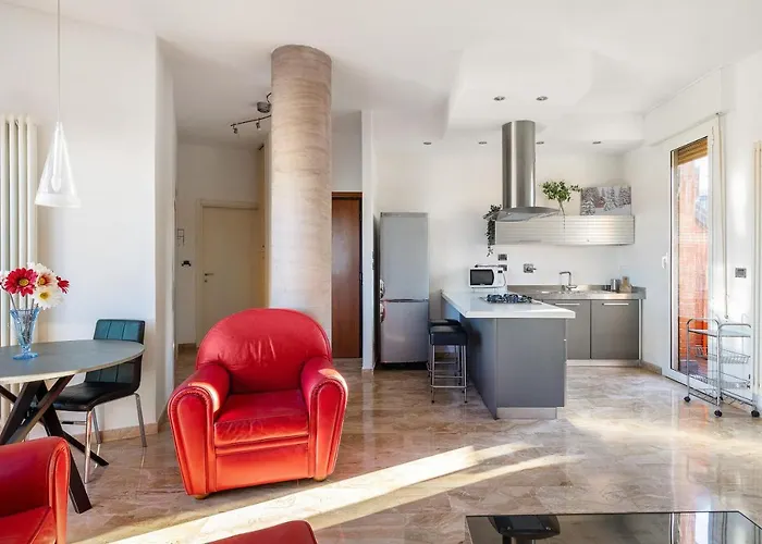 051 Living * Bologna